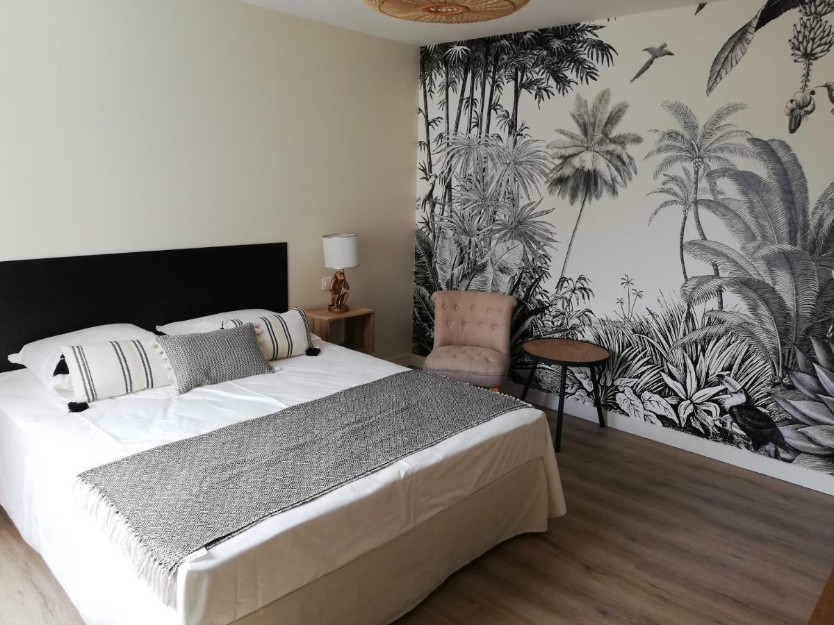 L'Angely - Chambres D'Hotes Niort Dış mekan fotoğraf